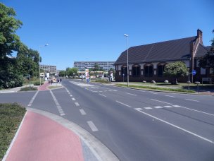 Cottbus, Franz-Mehring-Straße - Umbau der Querungsinsel